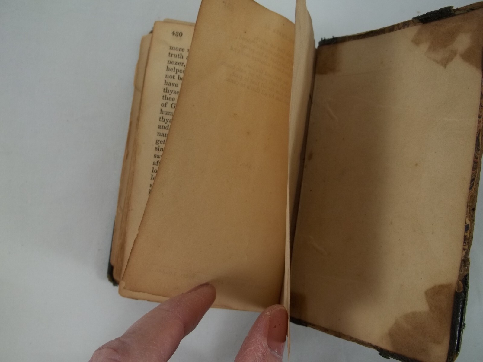 Bogatzy Golden Treasury For the Children of God 1799 Mini 431 Pages 4.24″ x 2.75
