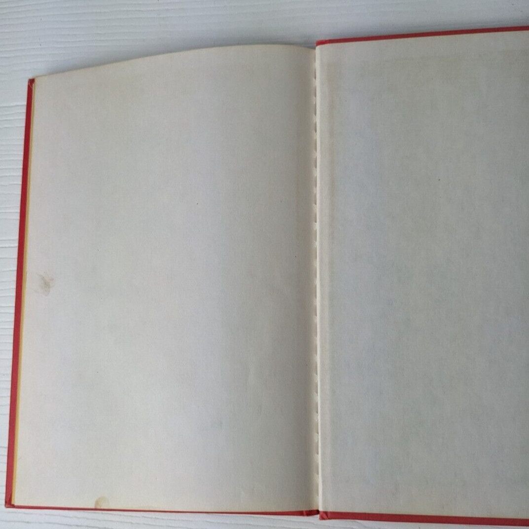 Vtg 1966 Children’s Hardcover Snoopy and the Red Baron Weekly Reader Book Club