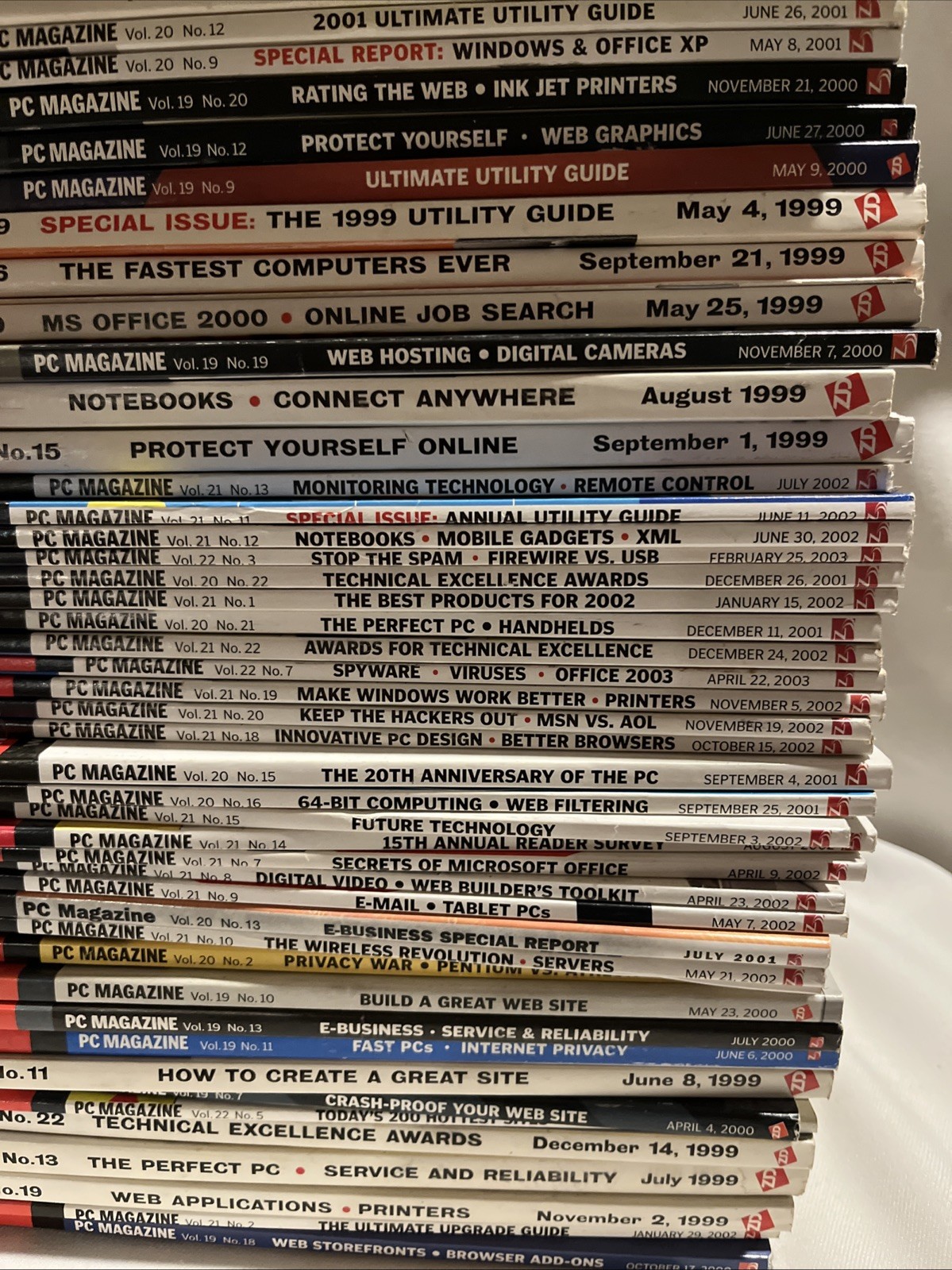 PC Magazine Lot of 48 Computer Magazine Multi Years 1999-2001