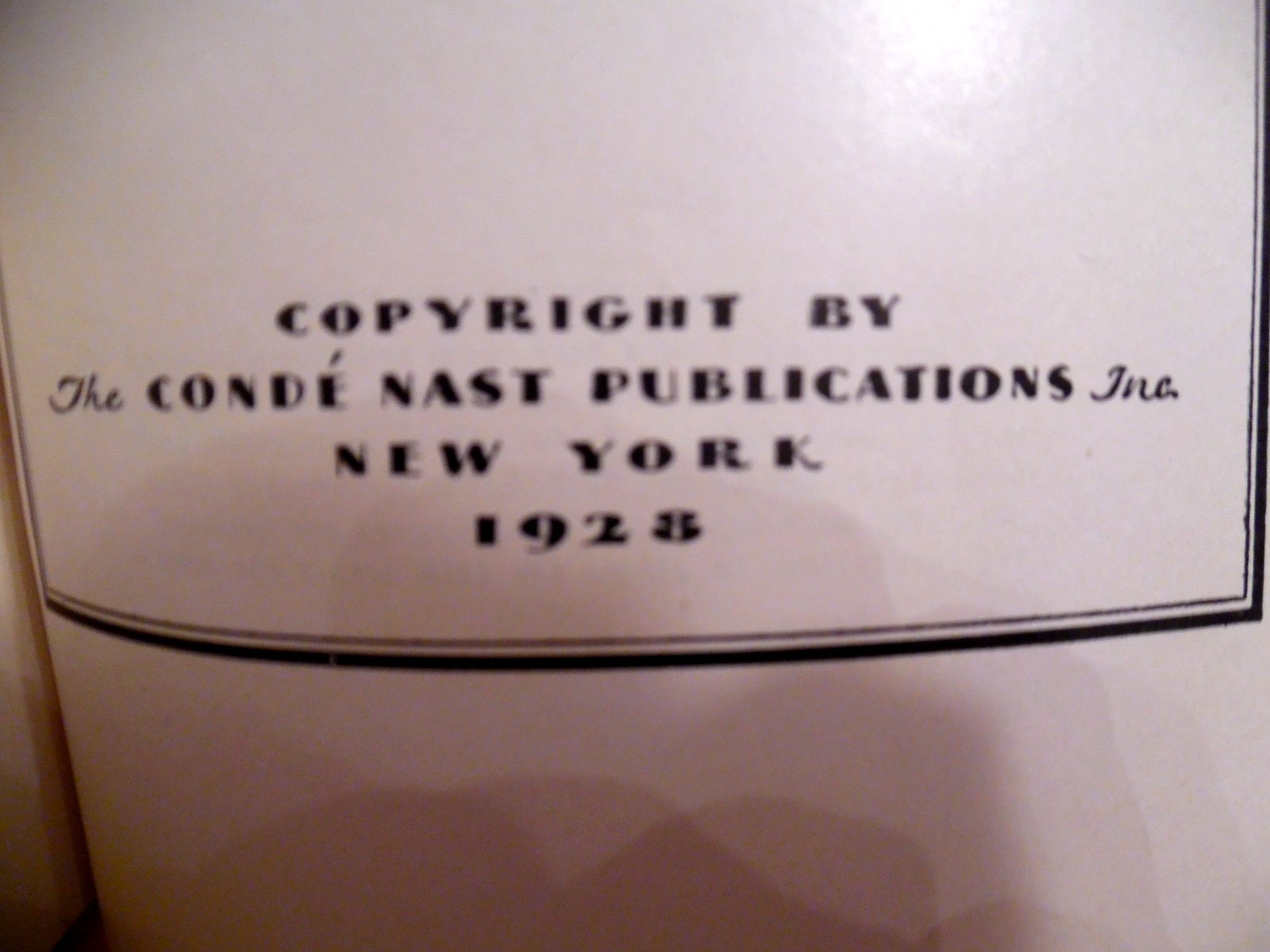 1928 1ST EDITION SOFTCOVER BOOK FOR THE HOSTESS A HANDBOOK FOR ENTERTAINING