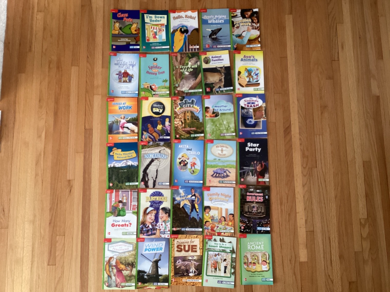 MCGRAW HILL WONDERS LEVELED READERS / GRADE 2 / BEYOND / 30 BOOKS