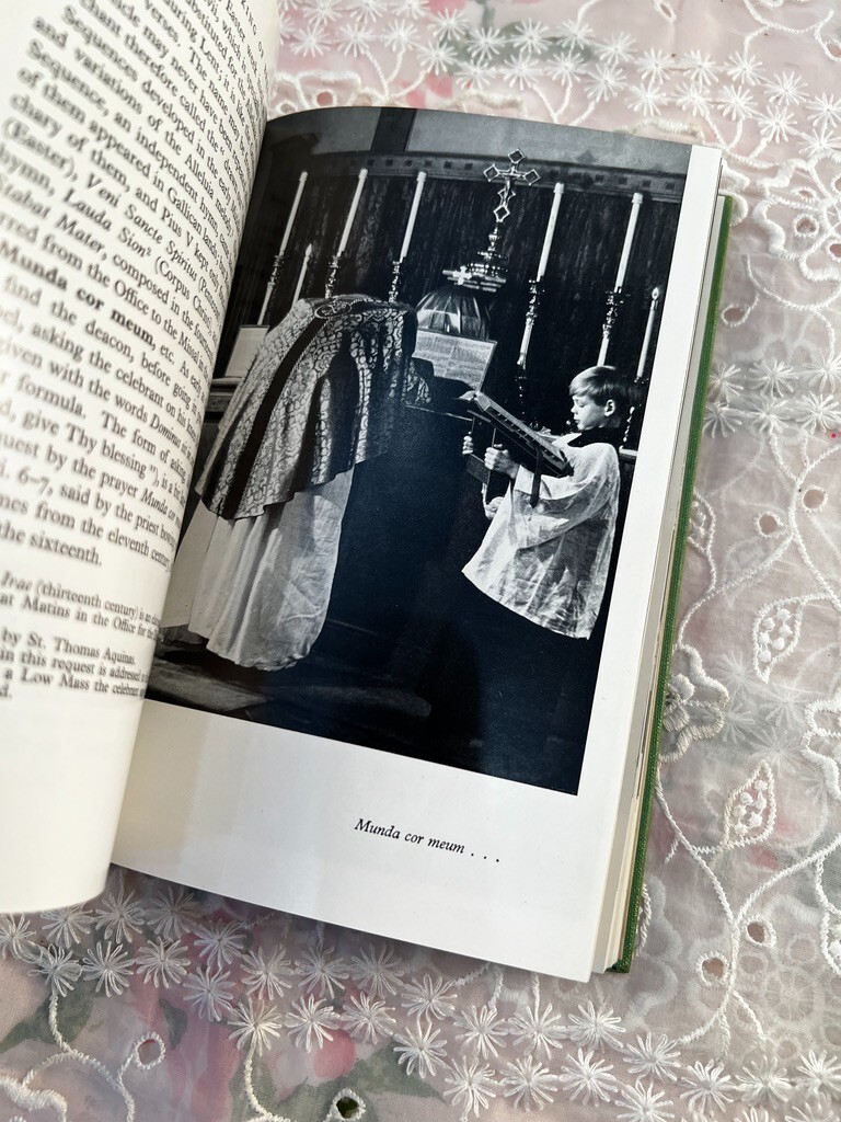 Vintage The Breaking of Bread John Coventry 1950 191 Pages