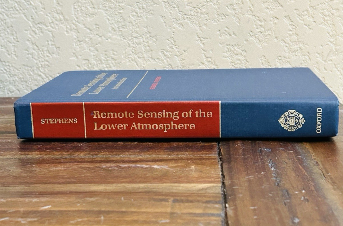 Remote Sensing of the Lower Atmosphere: An Introduction Graeme L. Stephens 1994