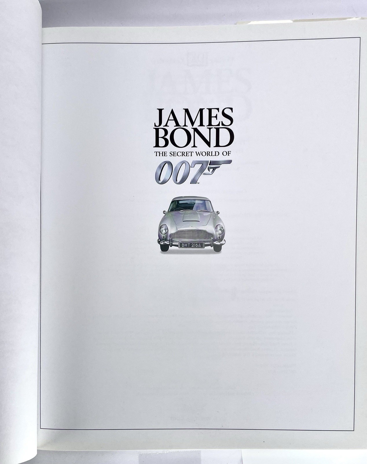 James Bond 007 Photobook 2000 DK 144 pages Greatcondition Printed In Spain