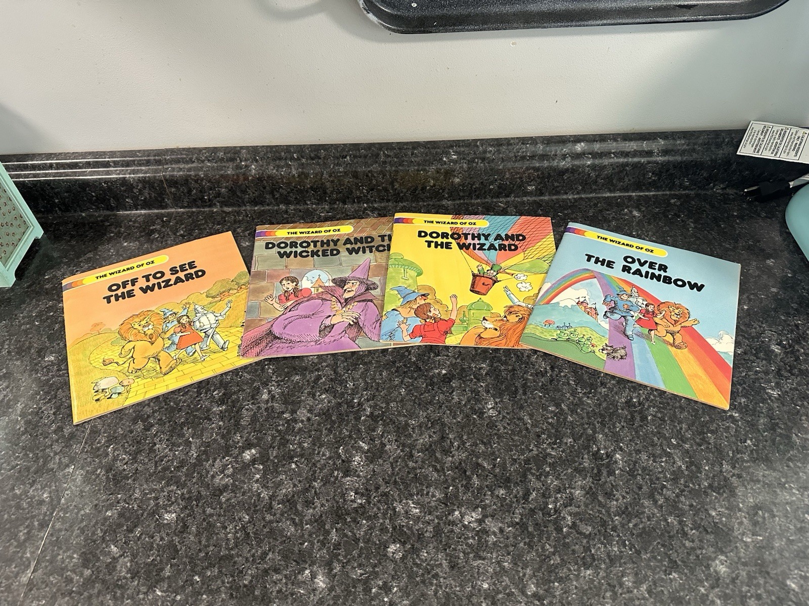 Set of 4 Troll Associates “Wizard of Oz” story books 1980