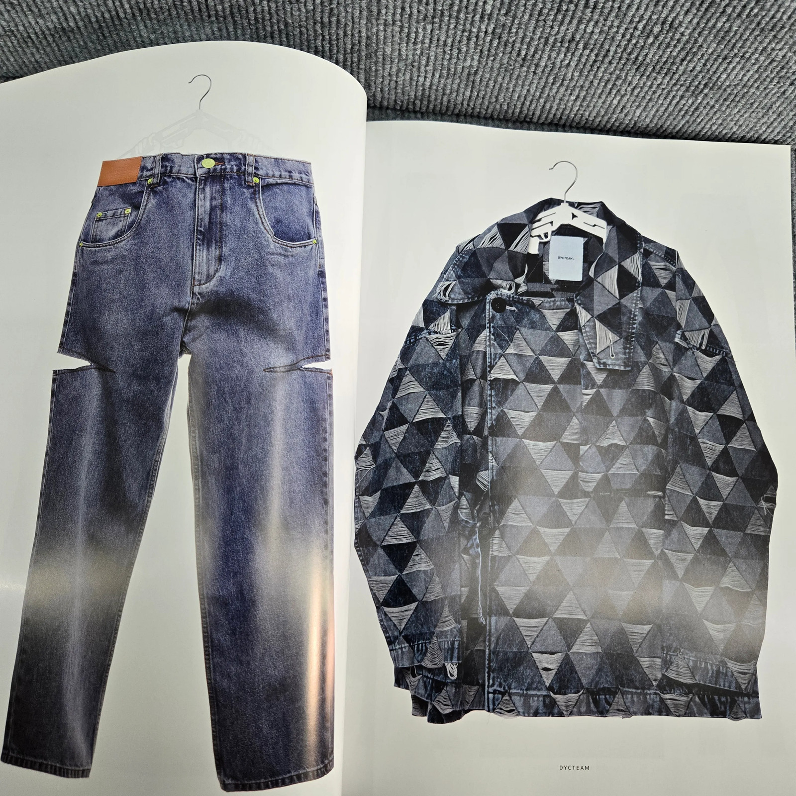 WeAr Fashion Workbook Professional Edition Magazine 3/2022 #71 English