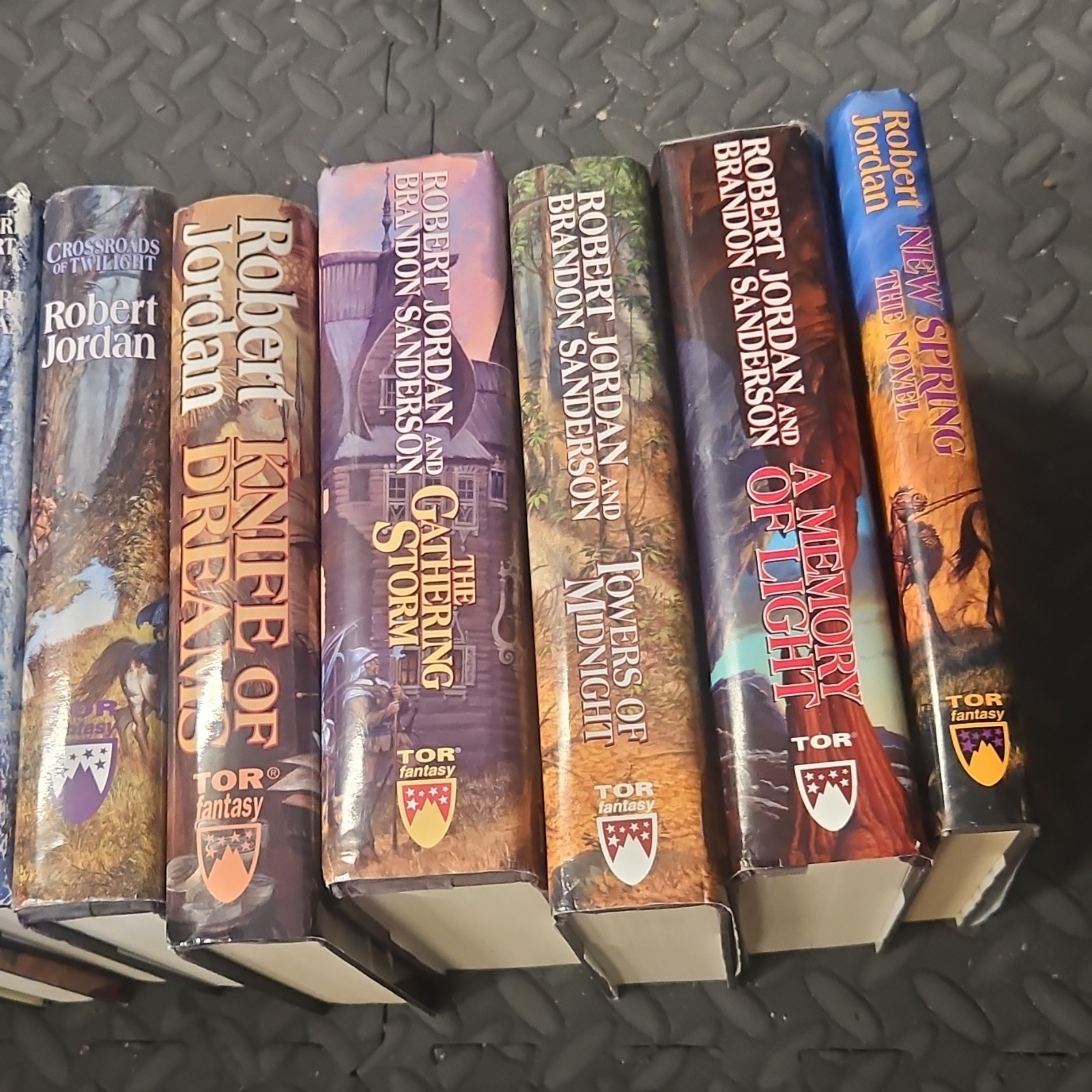 Robert Jordan/Brandon Sanderson Wheel of Time Hardcover Lot Tor DJ