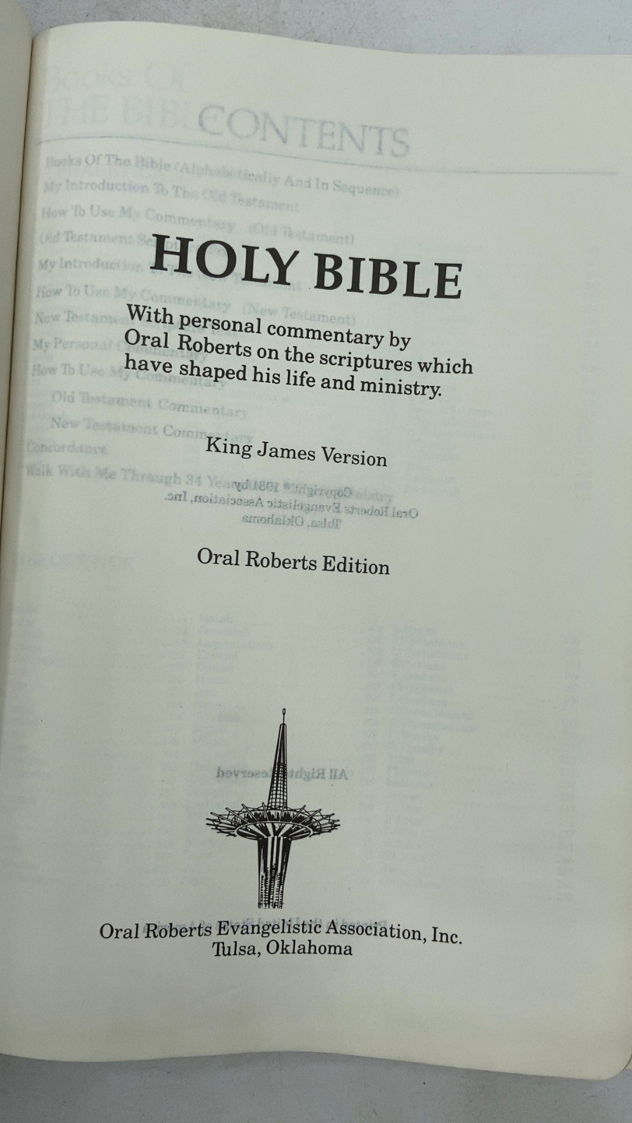Holy Bible: With Personal Commentary by Oral Roberts Oral Roberts Hardcover O…