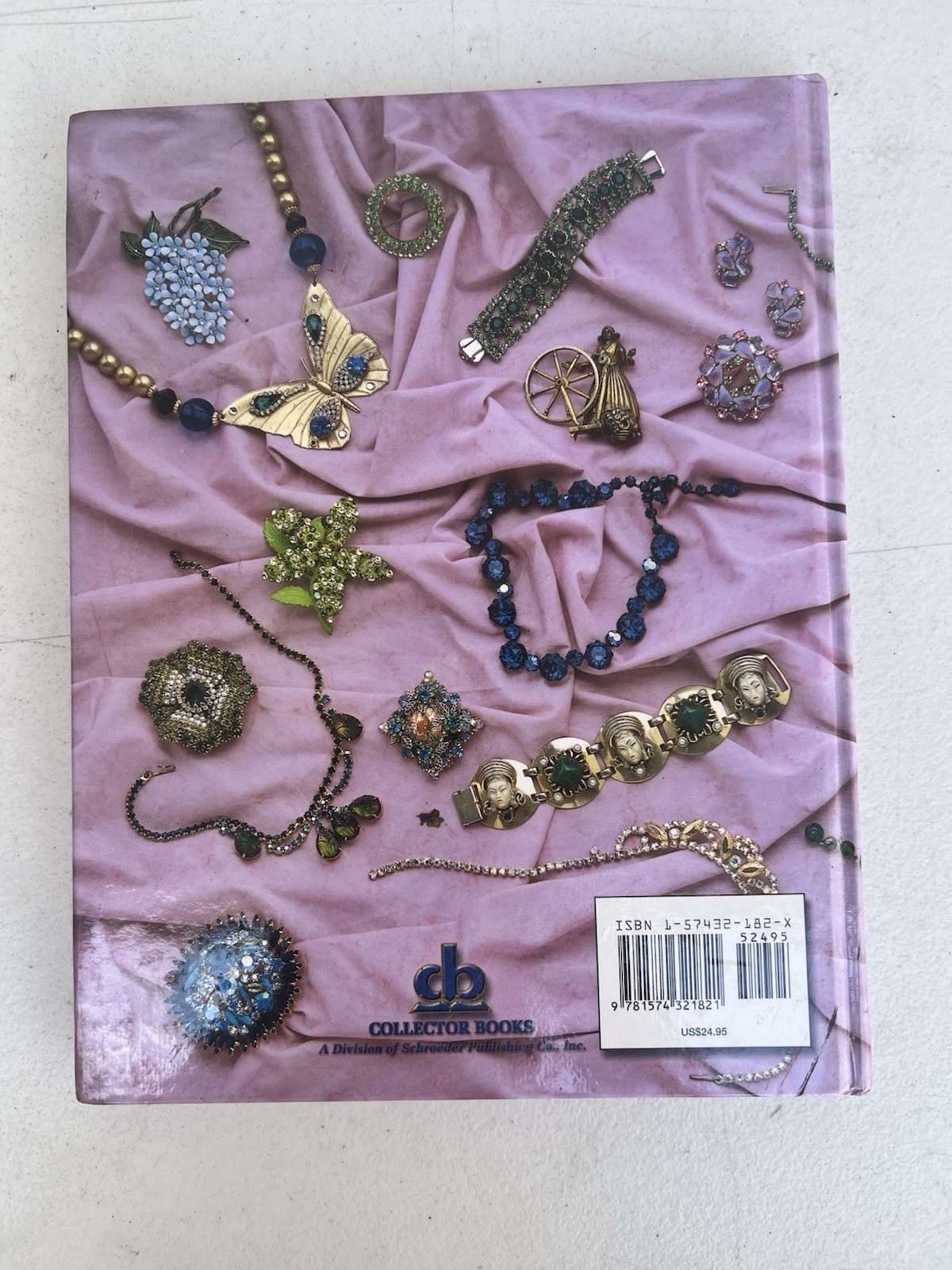 Unsigned Beauties of Costume Jewelry : Identification and Values by Marcia…