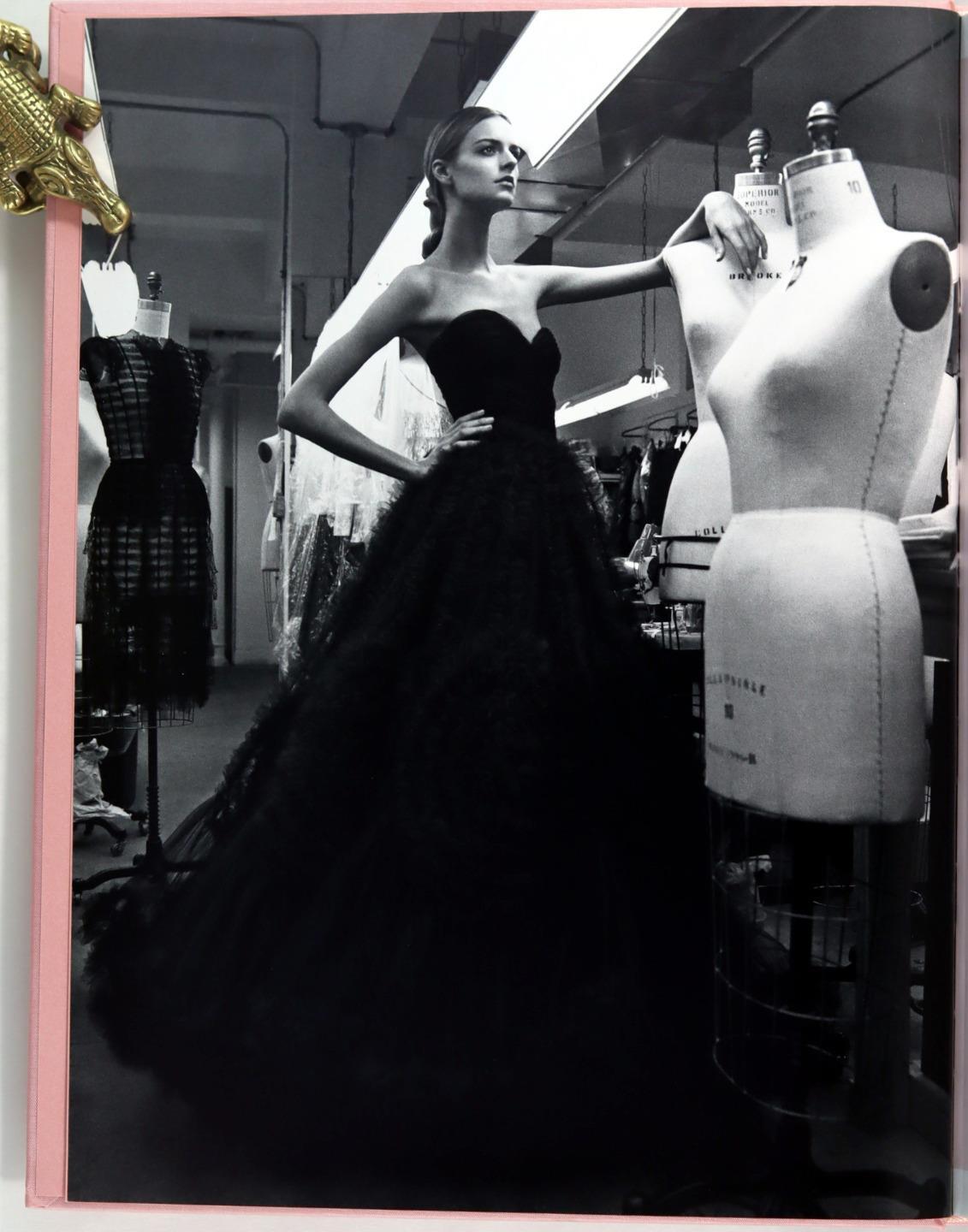 Jennifer Park Molly Sorkin 2016 Oscar de la Renta Fine Art San Francisco Exhibit