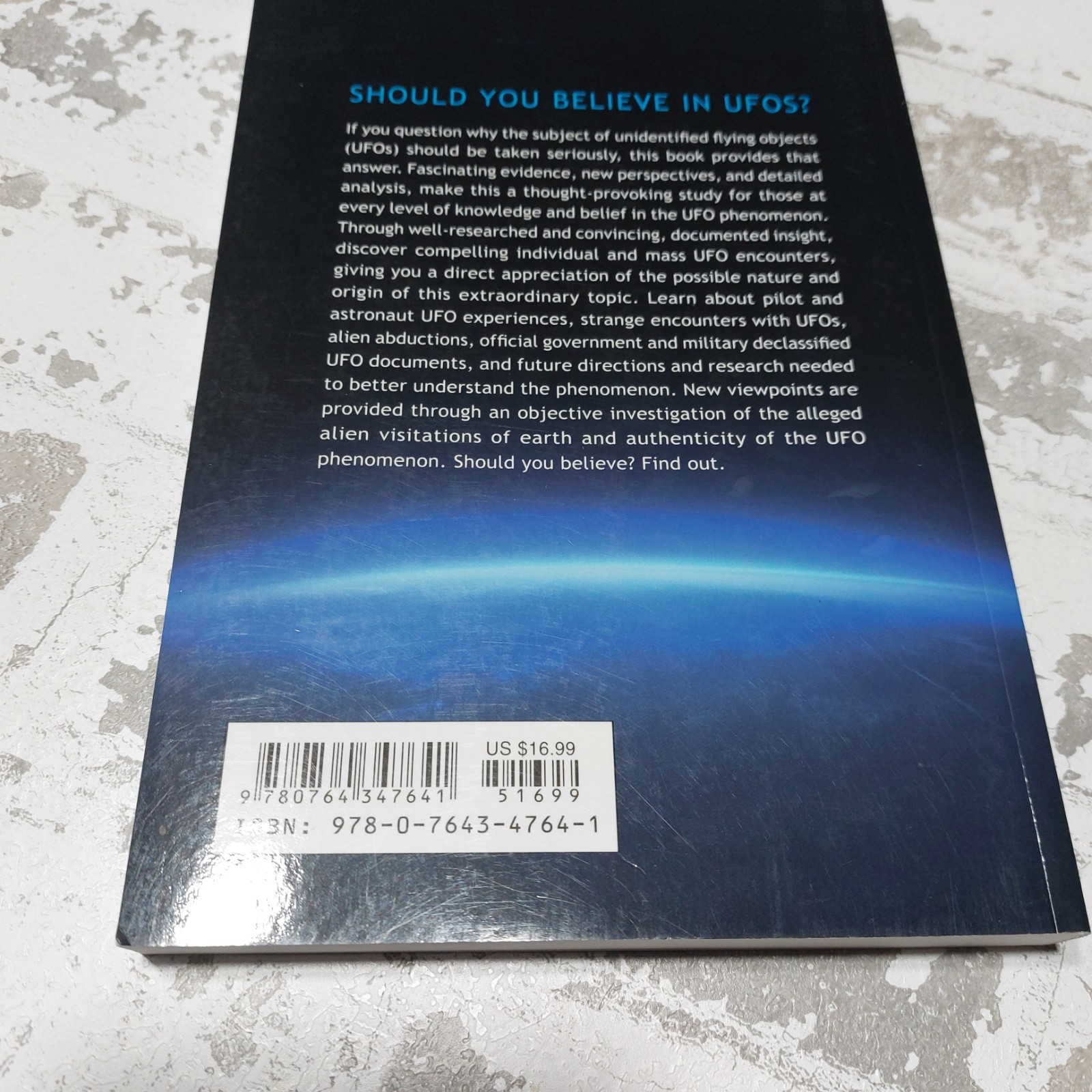 The UFO Phenomenon: Should I Believe?: Should I Believe? by Davis, Robert