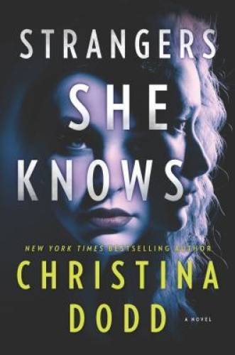 Strangers She Knows (Cape Charade) – Paperback By Dodd, Christina – GOOD