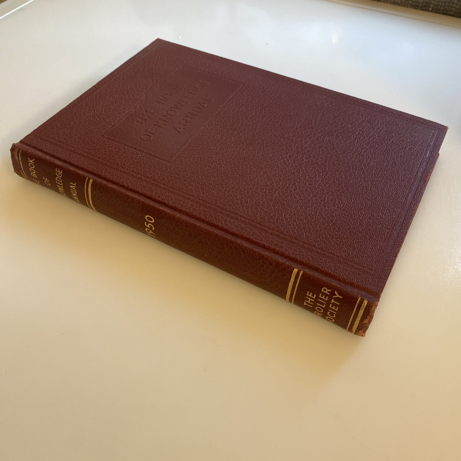 Vintage Book of Knowledge Annual 1950 Grolier Society HC abw