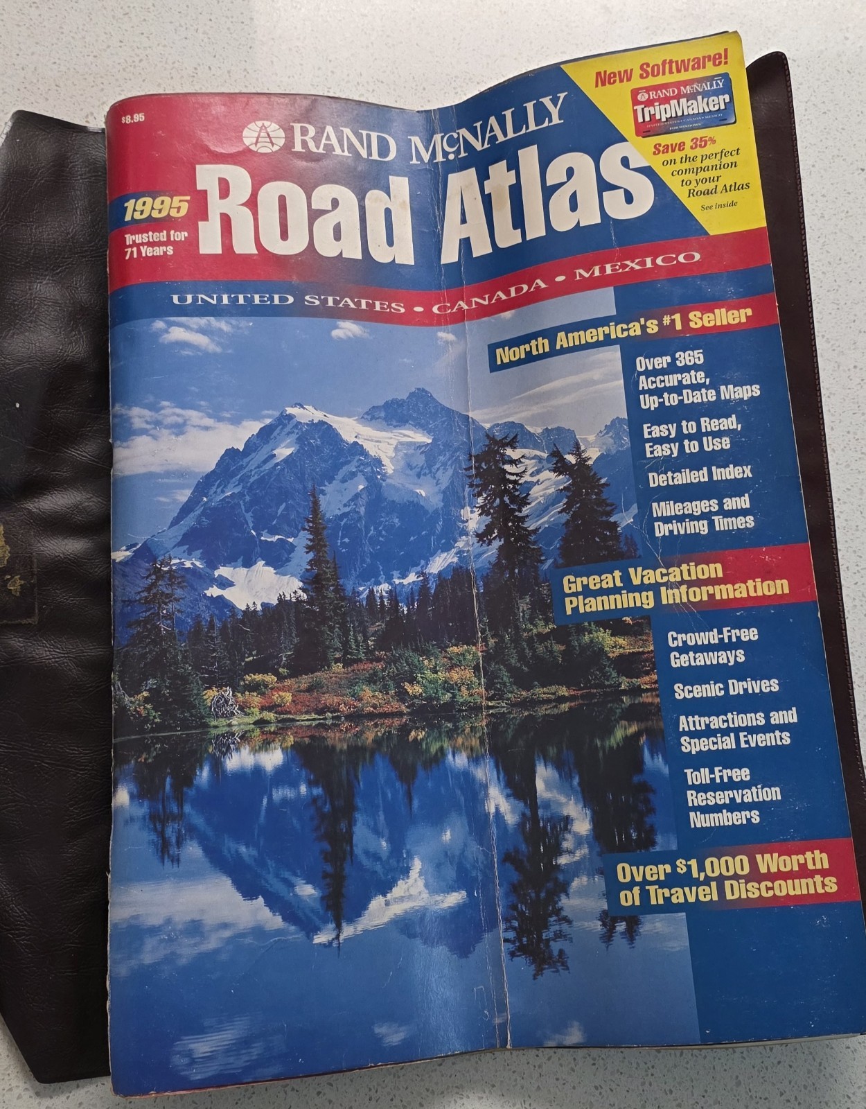 Rand McNally Atlas 1995 Includes United States,Canada,Mexico & Great Vintage Ads