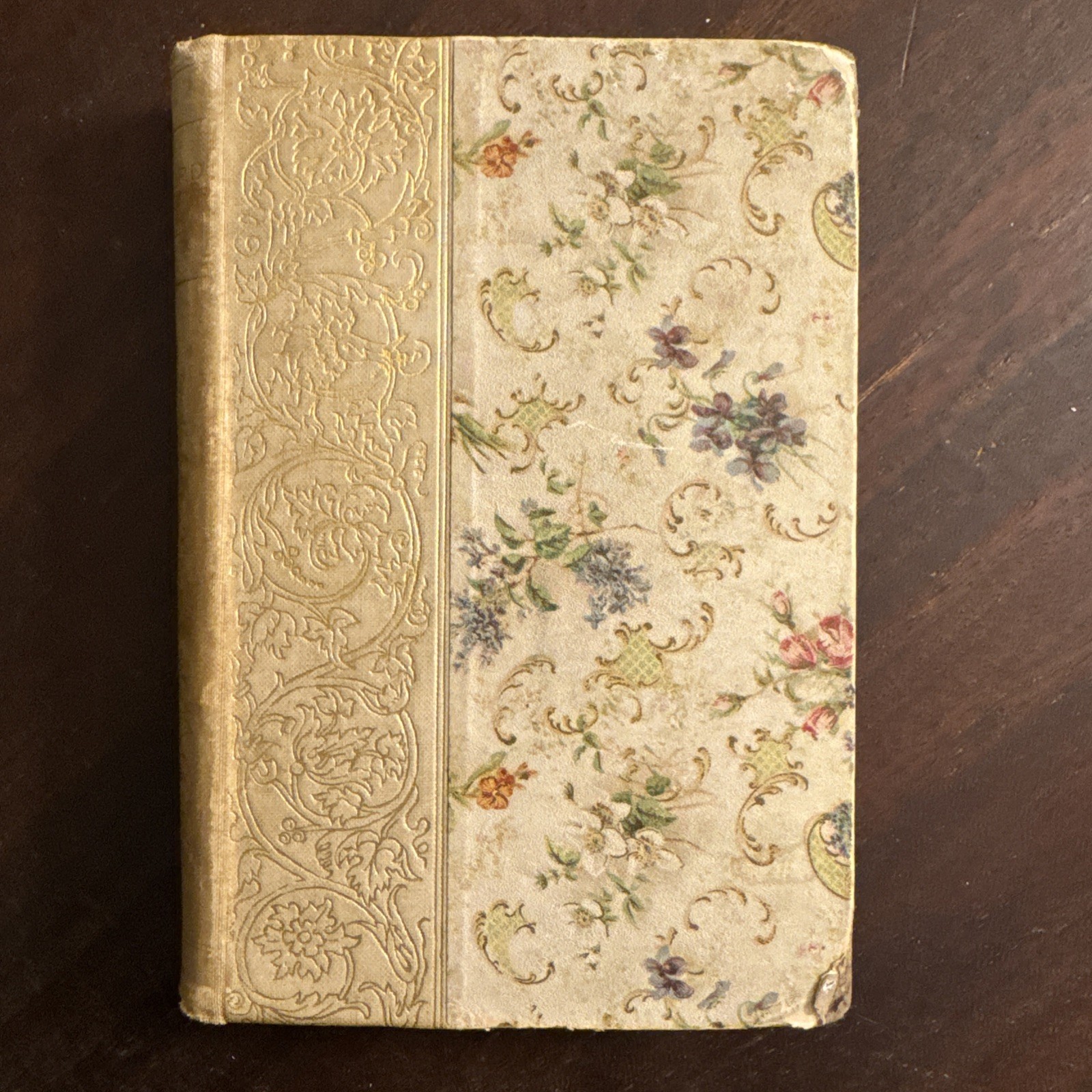 RARE Cranford (1892) by Mrs. Gaskell/Anne Thackery Ritchie/Decorated Gilt