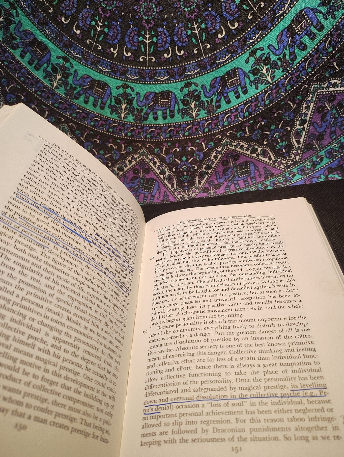 Two Essays on Analytical Psychology Bollingen Collected Vol. 7 c.g. carl jung HB
